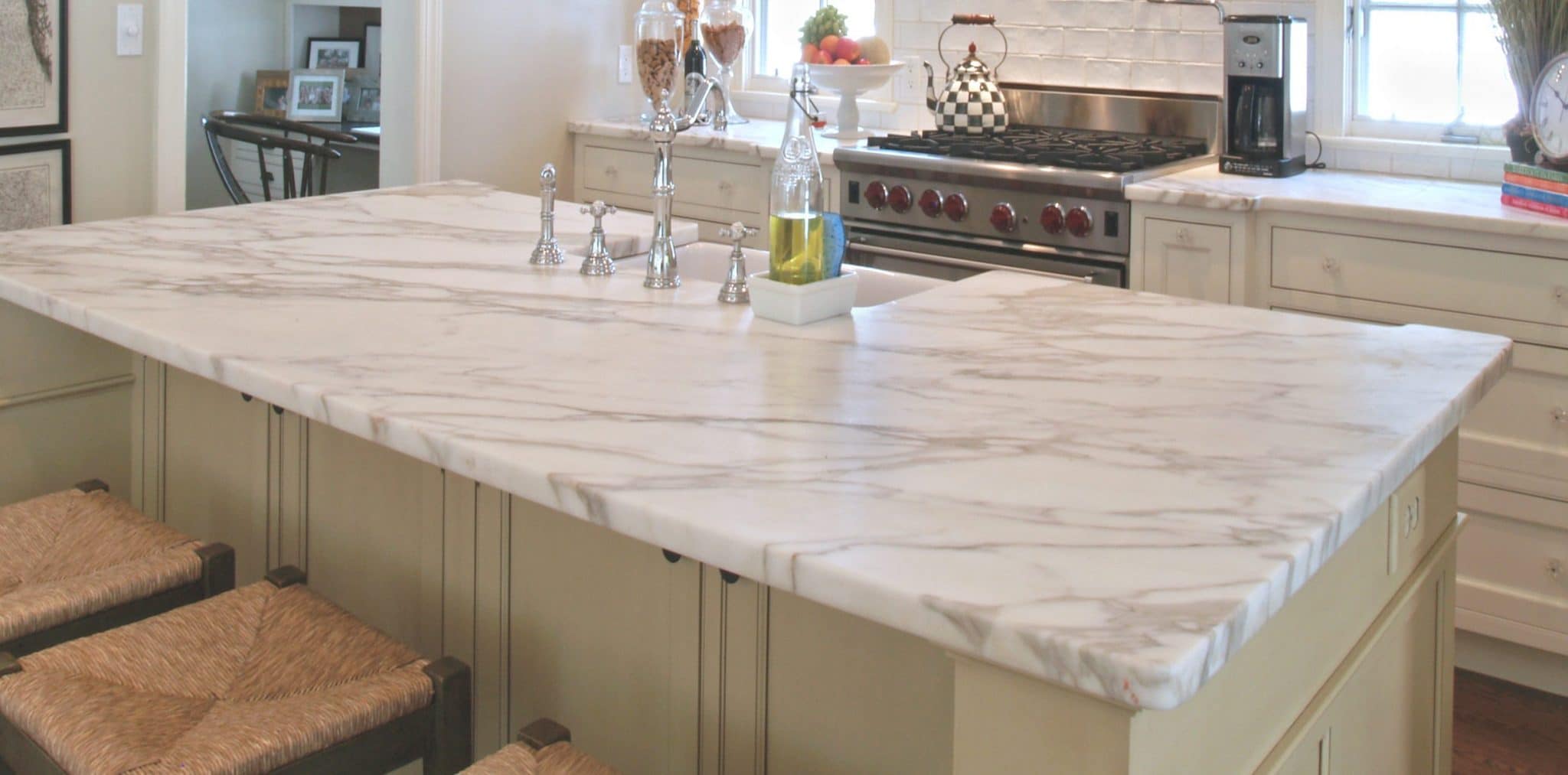 Quartz Kitchen Countertops in Los Angeles - Lets Build Your Dream Kitchen